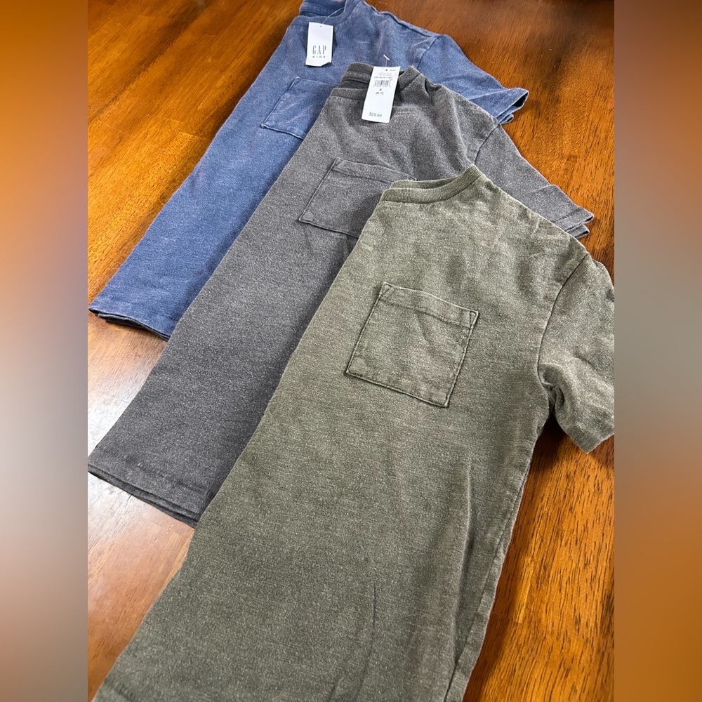 GAP Boys Cozy Tee Bundle | Size 6-7 | Grunge Fall Vibes 🍂 - Picture 2 of 10